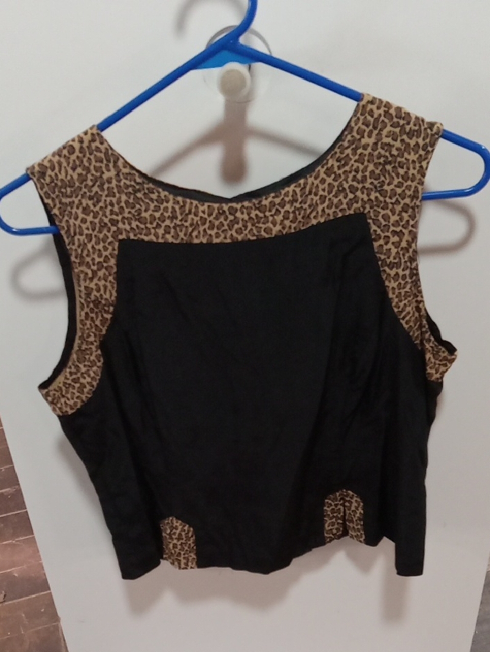 (73) Women’s Black Tank Top with Leopard Trim